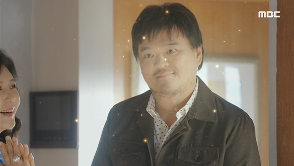 "경이가 반할만하네요"…경이(이칸희)의 남자친구 칠수(최승경)에게 한눈에 반한 말자(최지연) 클립 이미지