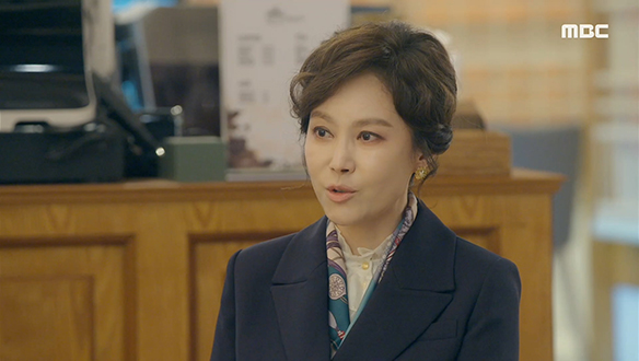 "다른 꿍꿍이속이 있다면 애진작에 그만둬요"…해란(지수원)은 선화(엄현경)를 찾아가 경고하는데... 클립 이미지