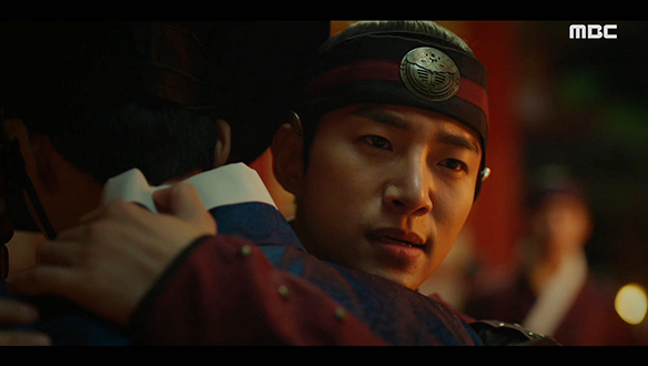 "고생했네"…절체절명의 순간! 수호청의 군사를 이끌고 나타난 덕로(강훈) 클립 이미지