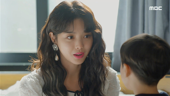 "왜 엄마가 보물 1호야? "…태양(정민준)이의 대답을 들은 선화(엄현경)는 마음이 편치 않은데...