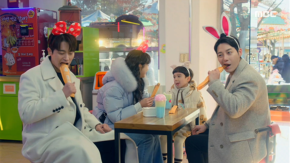 놀이공원에 놀러 간 태양(정민준)X선화(엄현경)X재민(차서원), 그리고 혹처럼 따라붙은 상혁(한기웅)