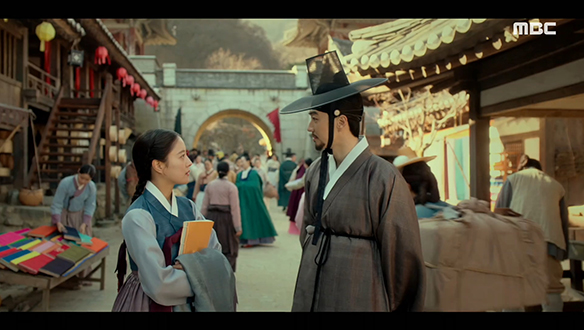"오랜만이오. 항아님"…일 년 후, 우연히 저잣거리에서 마주친 덕로(강훈)와 덕임(이세영)