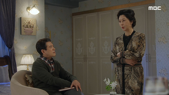 "어떨 때는 부러울 때가 있어요"…종권(남경읍)에게 속상한 심경을 토로하는 숙정(김혜옥)  클립 이미지