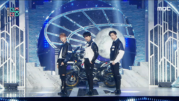 비디씨 - MOON RIDER (BDC - MOON RIDER)