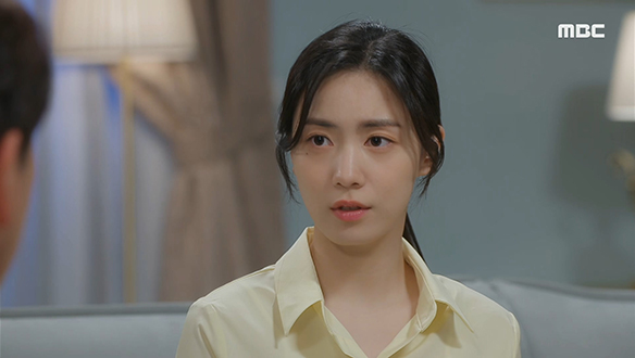 "부족하지만 저를 양녀로 받아주신다면..."…종권(남경읍)의 양녀가 되기로 마음 먹은 영신(정우연) 클립 이미지