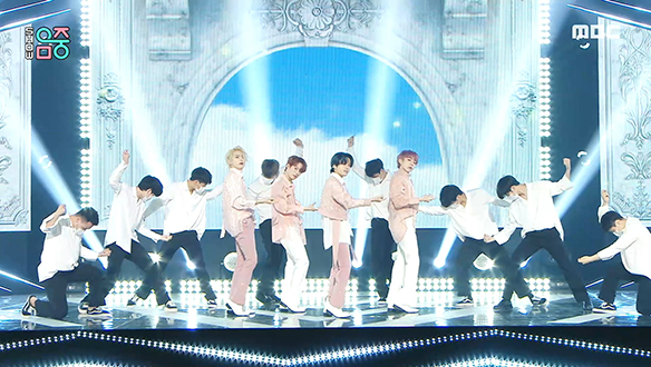 엘라스트 유 - 봄의 시작 (E'LAST U - The beginning of spring)