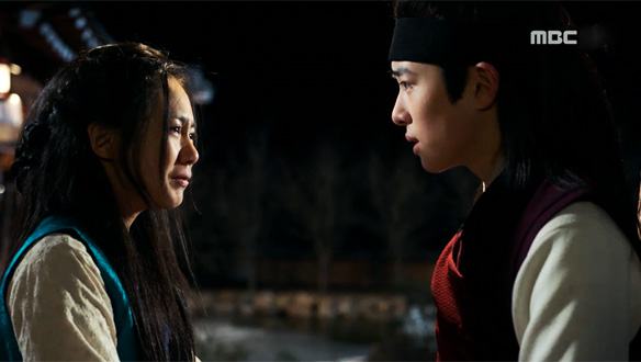 "언제나처럼 웃고 달리며 살 거라"…산(이서연)에게 모친의 유언을 전하는 원(남다름) 클립 이미지