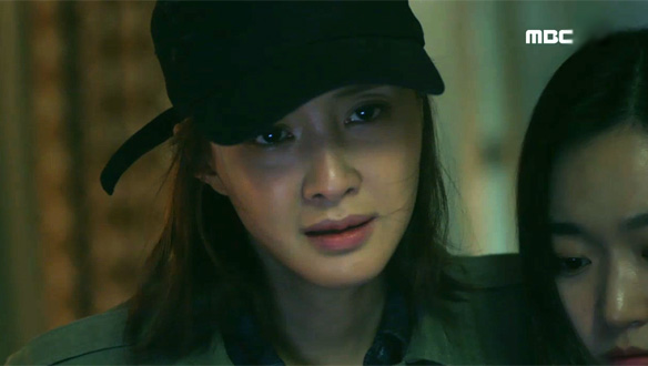 "이제 그만 집에 가자"…수지(이시영), 위기에 빠진 보미(김슬기) 구출 클립 이미지