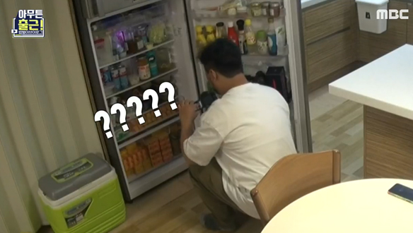 냉장고에 가득한 건 🍊한라봉 아니고~ 필름! 사진작가 부부의 장비 체크!