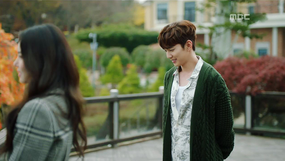 '아빠가 너랑 결혼하래'…다시 만난 첫사랑 예리엘(황승언), 하지만 민규(유승호)와 접촉하고 마는데.. 클립 이미지