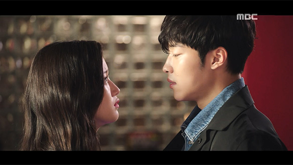 "이제 우리 그런 내기 그만하자"…점점 멀어져만 가는 시현(우도환)·수지(문가영) 클립 이미지