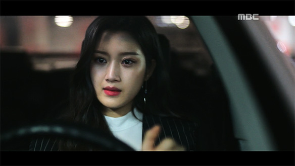 "너 나한테 이러면 안 되는 거 아니야?"…수지(문가영), 태희(박수영) 감싸는 시현(우도환)의 모습에 폭주 클립 이미지