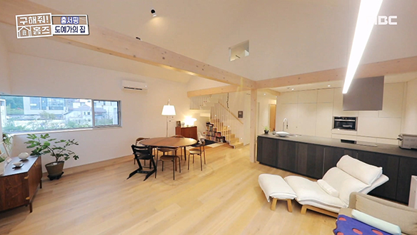 <경기도 성남시 분당구 도예가의 갤러리 주택> 주거 공간도 갤러리 느낌이 물씬~☆ #파도파도홈서핑 클립 이미지