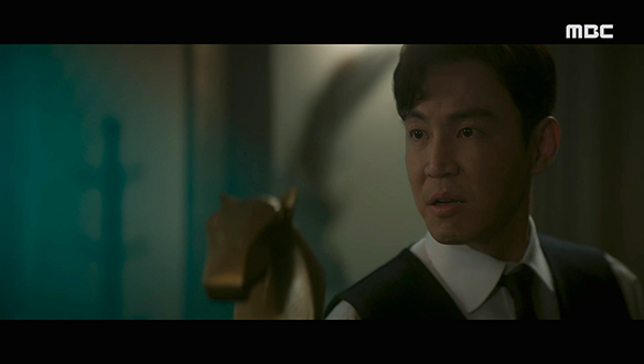 "주인 물어뜯는 사냥개는 필요가 없어"…준태(장률)를 감싸고도는 영신(손여은)에게 경고하는 현도(최원영)