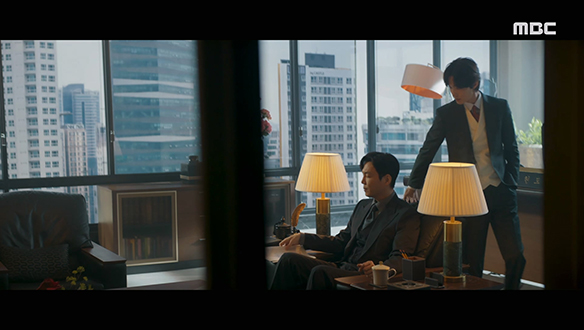 "태용이, 지금 당장 미국으로 보내세요"…현도(최원영)의 약점을 잡고 협박하는 준태(장률)