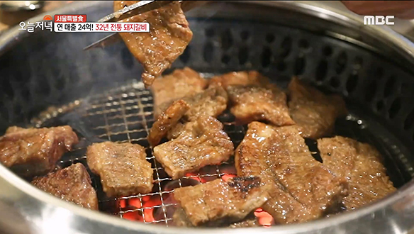 연 매출 24억! 맛뿐만 아니라 서비스 정신까지 투철한 '32년 전통 돼지갈비' 클립 이미지