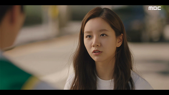 "세상에는요. 돈으로 안 되는 것도 많아요"…김 집사(이준영)에게 허망한 울분 터뜨리는 동주(이혜리)