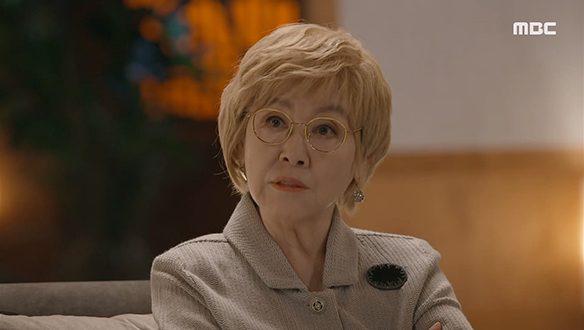 "인하가 아직 그릇이 될까요?"…임원들 앞에서 인하(이현석)를 후계로 지목한 마 회장(반효정)
