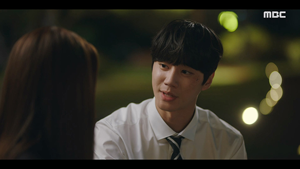 "동주씨 손 안 놓을게요"…먼저 용기 내준 동주(이혜리)한테 수줍게 화답하는 태희(이준영) 클립 이미지