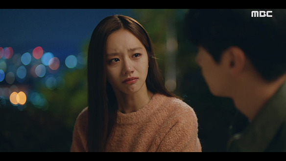  "내가 태희씨 동생을 만났어요"… 태희(이준영)한테 어렵게 말 꺼내며 반지를 건네는 동주(이혜리)