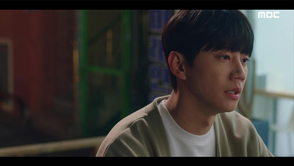 "사건 파일 좀 볼 수 있을까?" 사건을 파헤치는 태희(이준영)에 당황하는 해안(송덕호) 클립 이미지