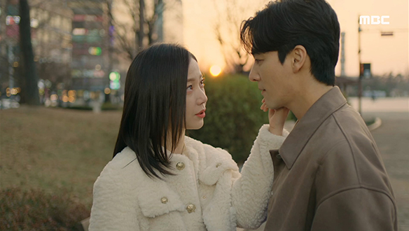 "네 영혼을 다 빼앗아 줄게"…자신을 버리고 떠난 지호(오창석)에게 처절한 복수를 예고하는 혜수(김규선) 클립 이미지
