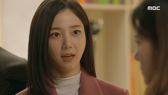 "당신이 날 죽이려고 했습니까?"…안 비서(주새벽)에게 단도직입적으로 묻는 혜수(김규선) 클립 이미지