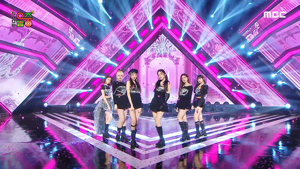 아이브 - LOVE DIVE (IVE - LOVE DIVE)