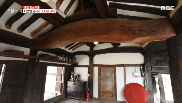내륙의 제주도 '봉화 오록마을' 속 200년 된 고택 클립 이미지