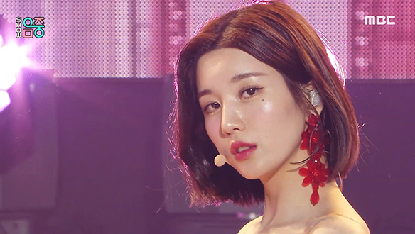 권은비 - Glitch (KWON EUN BI - Glitch) 클립 이미지