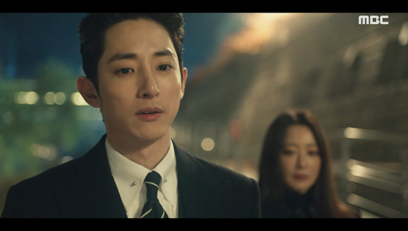 "나는 잠드는 게 두려워"…구련(김희선)이 처음으로 건넨 질문에 답하는 중길(이수혁) 클립 이미지