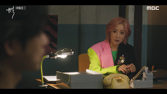 "임대리한테도 계속 전화 와?"…구련(김희선)과 륭구(윤지온)에게만 걸려오는 장난전화? 클립 이미지