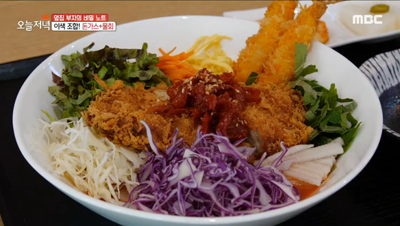 강릉의 별미★ 바삭하고 시원한 '돈가스물회'