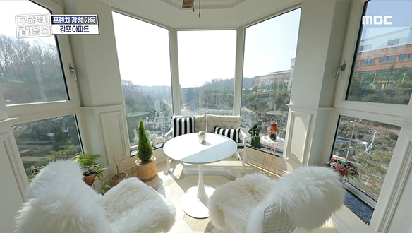 <경기도 김포시 고촌읍 김포 프렌치 APT> 사계절 풍경을 즐길 수 있는 팔각형 발코니★ #파도파도홈서핑 클립 이미지