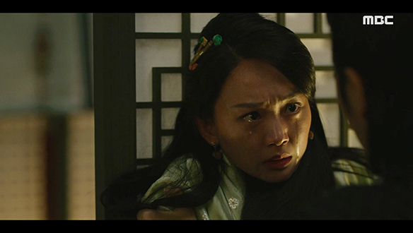 "네놈 짓이었구나"…천화공주(진기주)는 해천무(이동하)의 검은 속내를 알게 되고... 클립 이미지