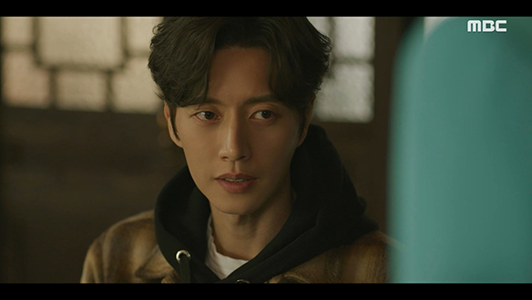 "제가 꼭 알아야 할 중요한 것들을 본 것 같습니다"…최검(정준호)에게 의미심장한 말을 하는 차웅(박해진) 클립 이미지