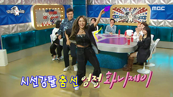 그때 그 시절 향수 자극하는 허니제이 X 김종민＜포이즌＞댄스♪ 클립 이미지