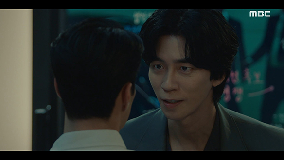 "그동안 덕분에 많이 즐거웠어. 닥터로이어"…결국 갈라서고 마는 이한(소지섭)과 제이든(신성록)