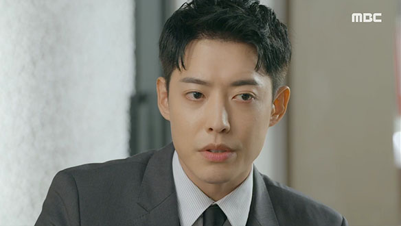 "아무래도 이상해요"...흥식(장항선)의 상태에 대해 의심하는 태형(정헌)과 숙진(이승연)