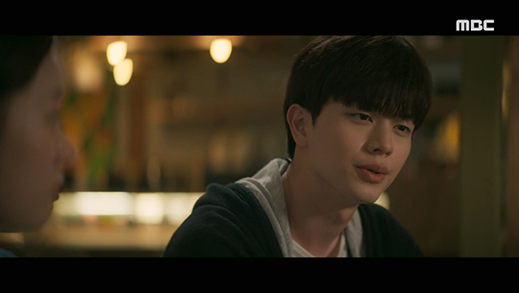 "반드시 살아남아서 부자가 될 거야"…주희(정채연)의 물음에 망설이지 않고 답하는 승천(육성재)