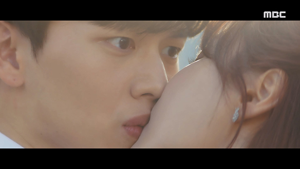 "황태용 넌 흉내만 내지만 난 진짜 해"…다짜고짜 승천(육성재)에게 키스하는 여진(연우)