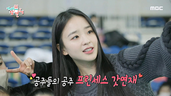 공주들의 공주 손연재와 리듬체조 꿈나무들의 포토 타임! 클립 이미지