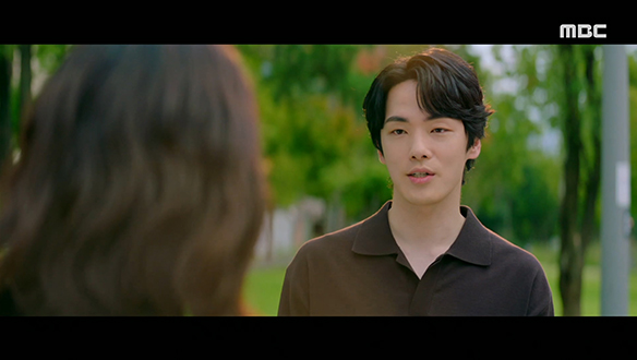 "간판은 필요한데 낙하산은 싫어요?"…계절(임수향)에게 한줄기 빛처럼 내려온 진우(김정현)의 권유