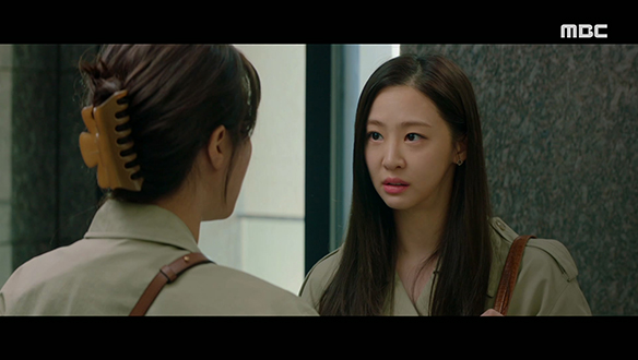 "너 파괴왕이잖아"…눈엣가시인 계절(임수향)을 향해 독설 내뱉는 정원(김다솜)