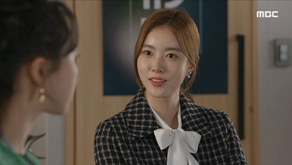 "수석 디자이너 자리 줄게요"…복수를 위해 천하패션 디자이너 예서(이화린)를 회유하는 세영(한지완)