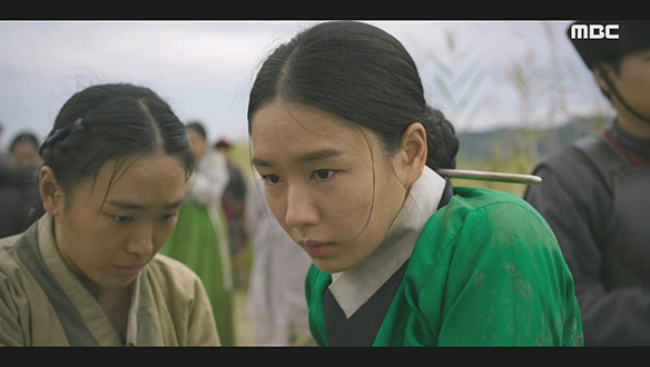 "도대체 여기가 어디..!" 청군에 포로로 끌려가는 길채(안은진)