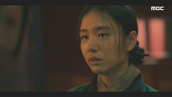 "우린.. 아무 사이도 아닙니다" 장현(남궁민)을 차갑게 대하는 길채(안은진)