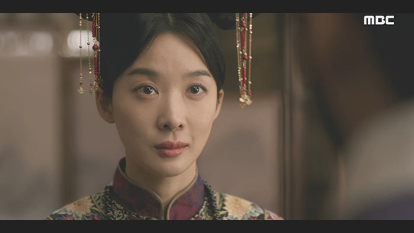 "죽이든 살리든 내 마음이야" 길채(안은진)를 사버린 각화(이청아)