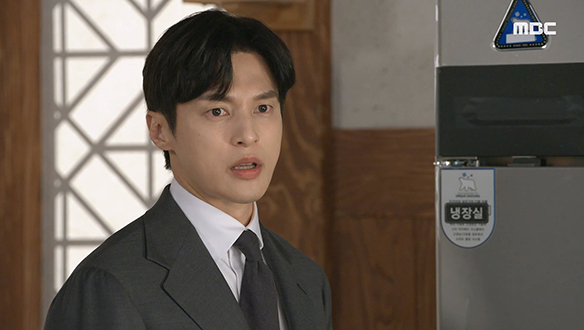 "무슨 일 있습니까?" 말은 퉁명스럽게 해도 다정(오승아)을 걱정하는 요한(윤선우)