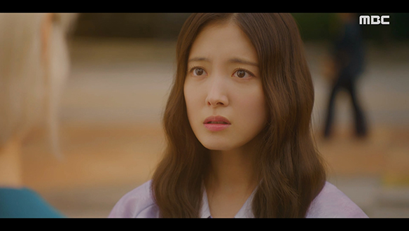 "얽히고설켜 반복되는 인연의 끝을 맺어 보세요" 의미심장한 천명(이영진)의 말